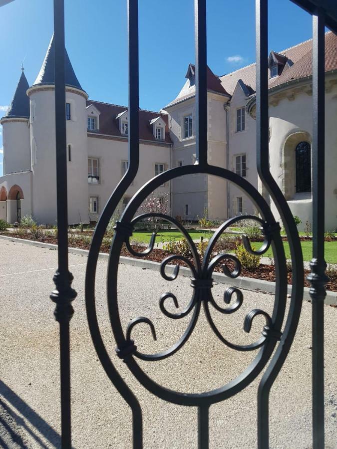 Chateau Saint-Jean, Relais & Chateaux Montluçon المظهر الخارجي الصورة
